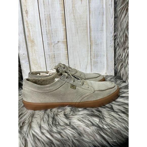 DC Men's Suede Shoe with Sherpa Lining‎ Size 11 - Picture 4 of 6